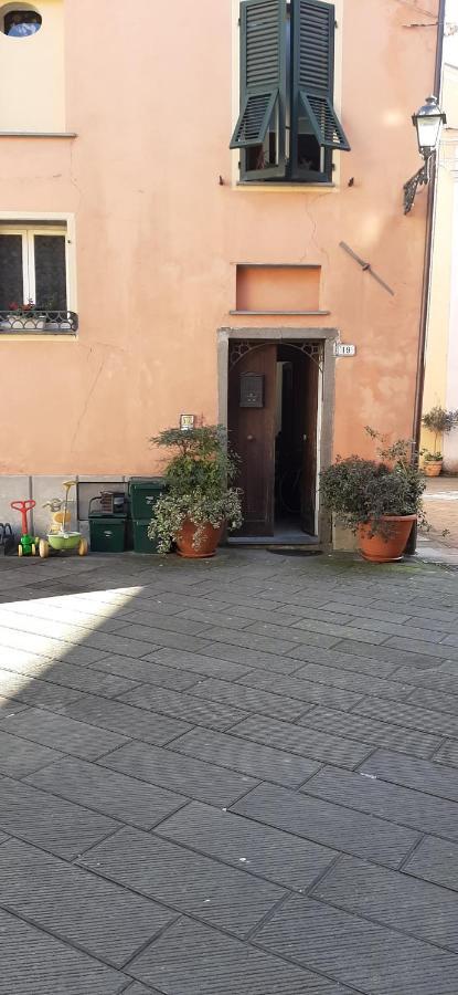 شقة بروغناتو  في La Soffitta Sul Borgo المظهر الخارجي الصورة