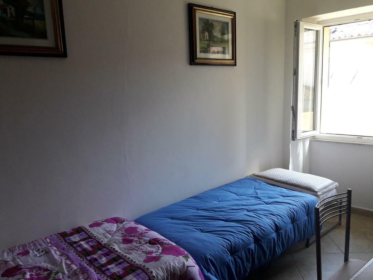 شقة بروغناتو  في La Soffitta Sul Borgo المظهر الخارجي الصورة