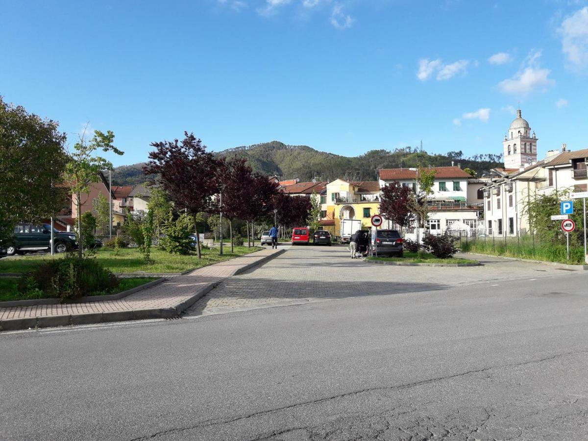 شقة بروغناتو  في La Soffitta Sul Borgo المظهر الخارجي الصورة