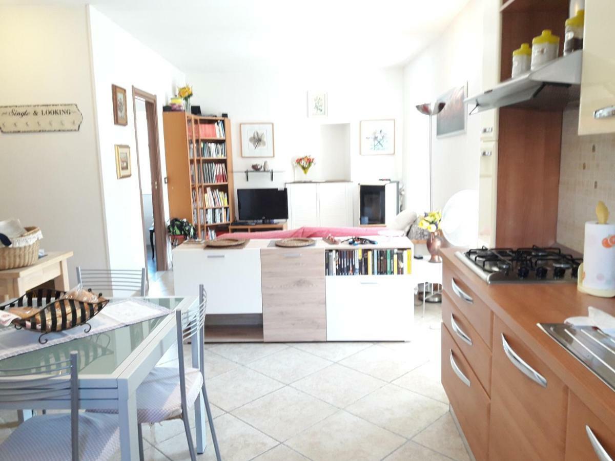 شقة بروغناتو  في La Soffitta Sul Borgo المظهر الخارجي الصورة
